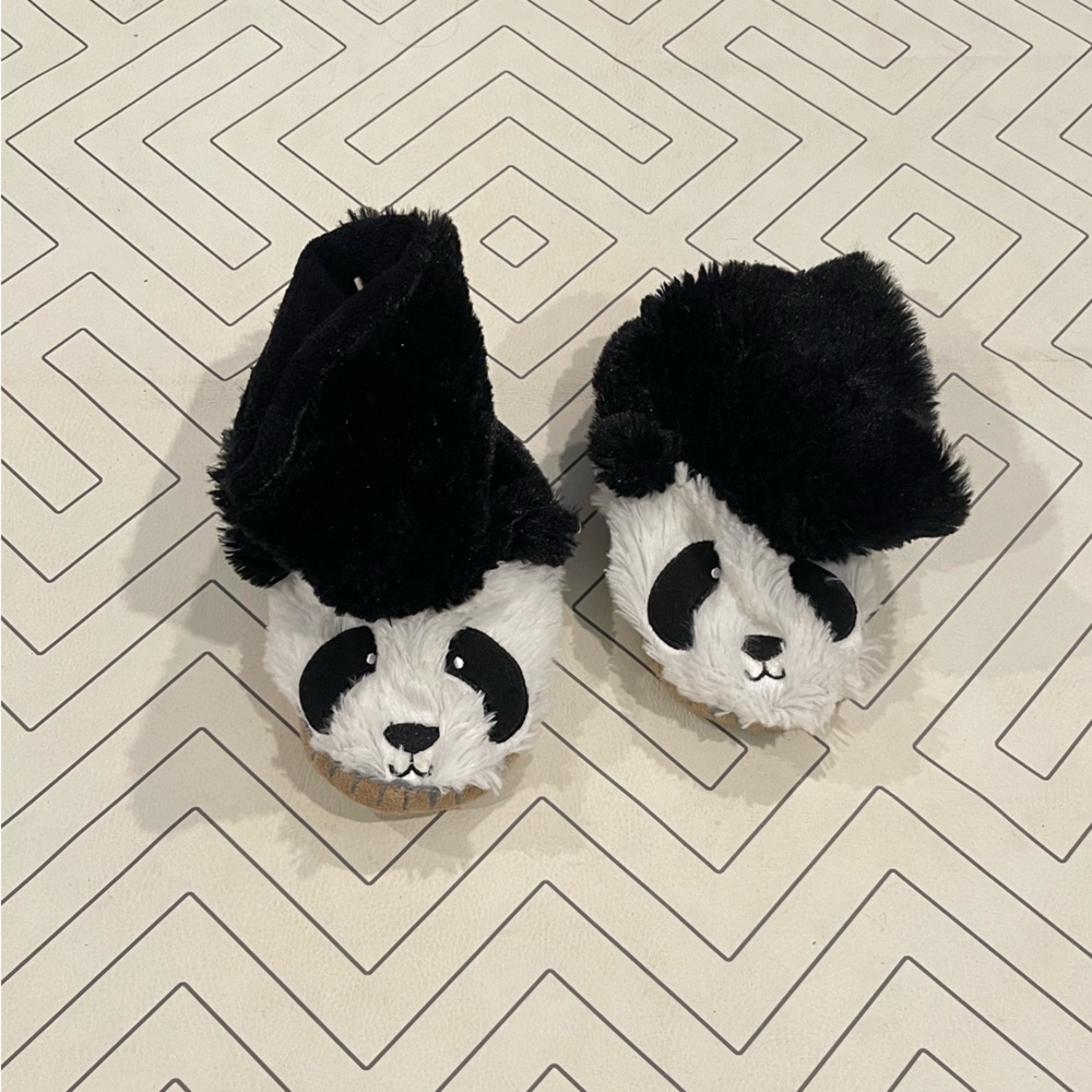 Little Blue House Panda Slippers